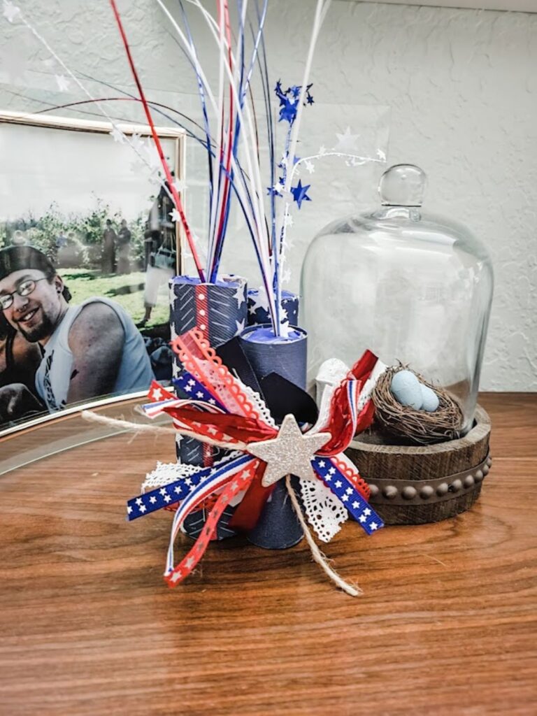 Last-Minute-4th-of-July-Decorations-Fire-Crackers-DIY