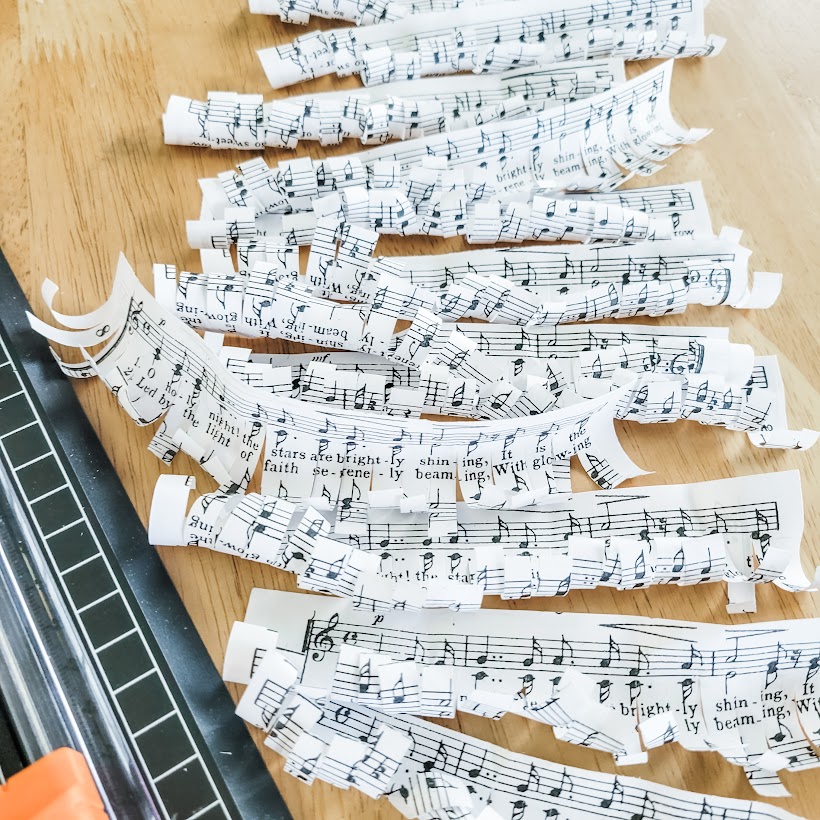 sheet music christmas tree