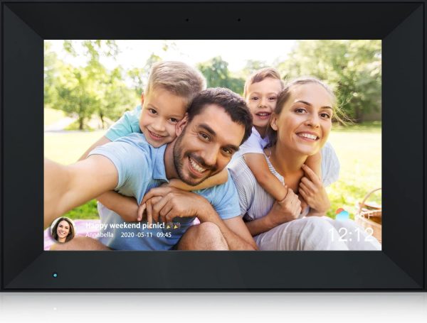 family picture in a digital picture frame