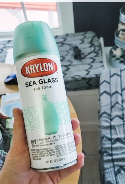 fan-light-turned-vase-paint