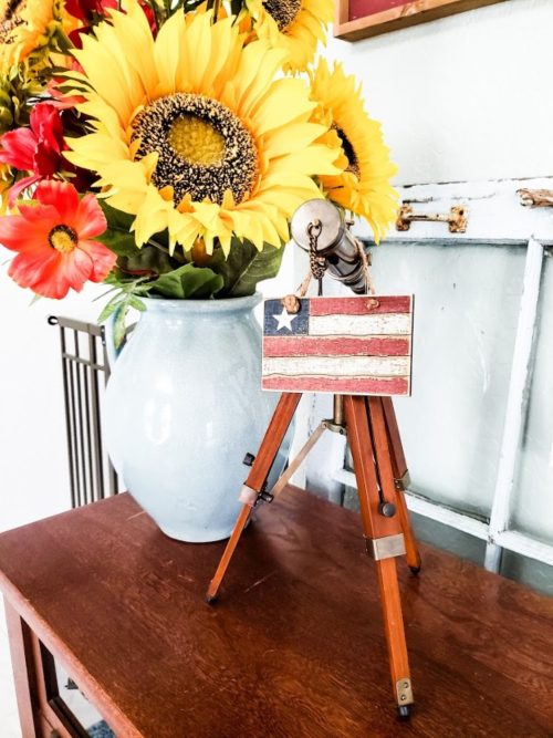 Summer-decor-coastal-1253 A picture of my beautiful sunflowers in a large light blue vase