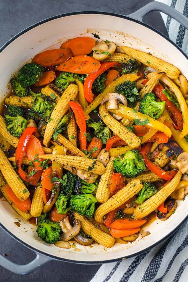 vegetable stir fry in a large pan