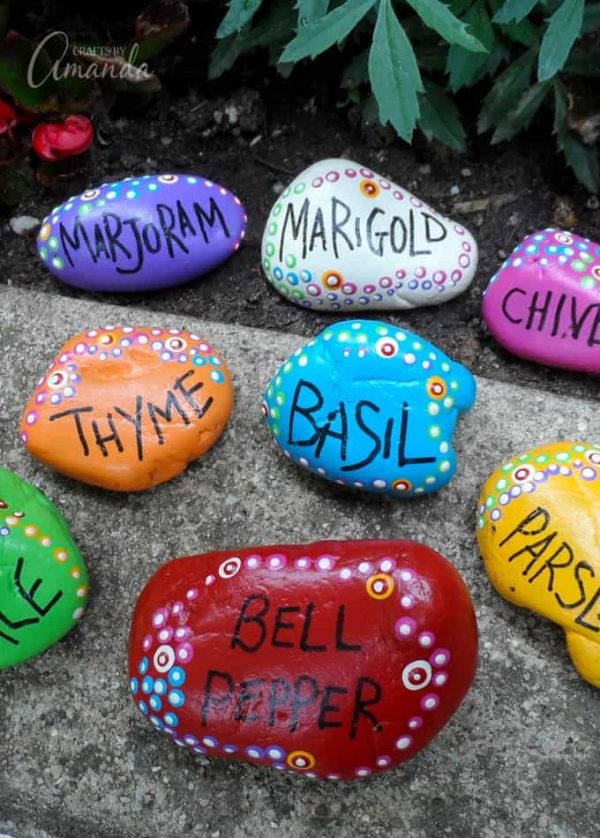 8 rocks painted different colors quick and easy outdoor projects