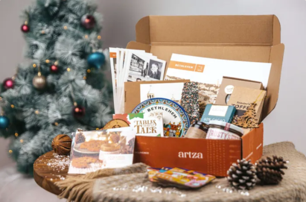 a subscription box full of gifts the best thing to give this Christmas