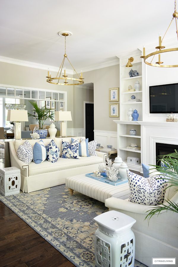 blue and white coastal living room